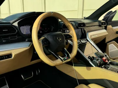 2021 Lamborghini URUS