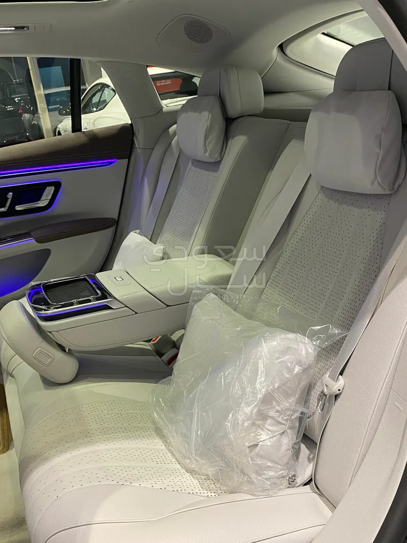 2023 Mercedes-Benz EQS 450+