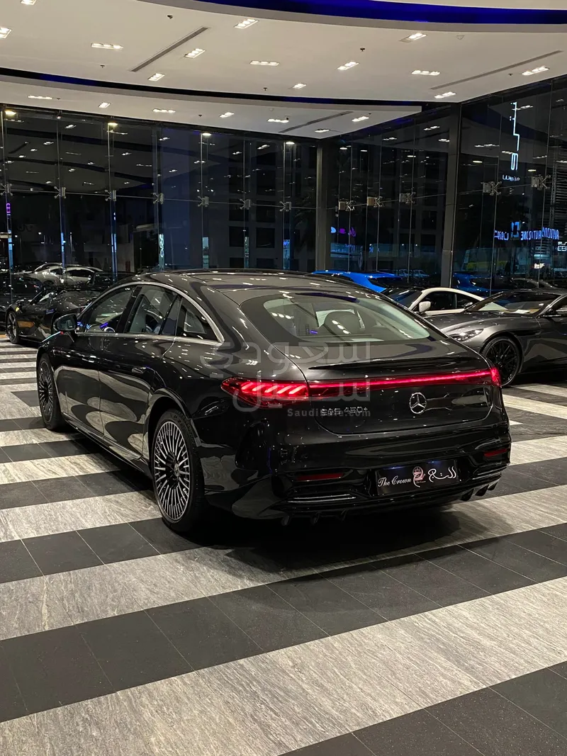 2023 Mercedes-Benz EQS 450+