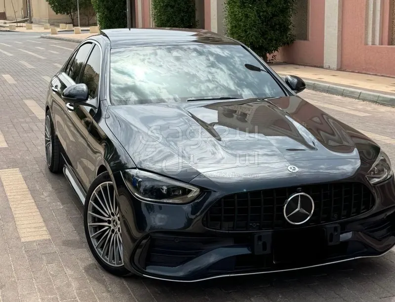 2022 Mercedes-Benz C 300