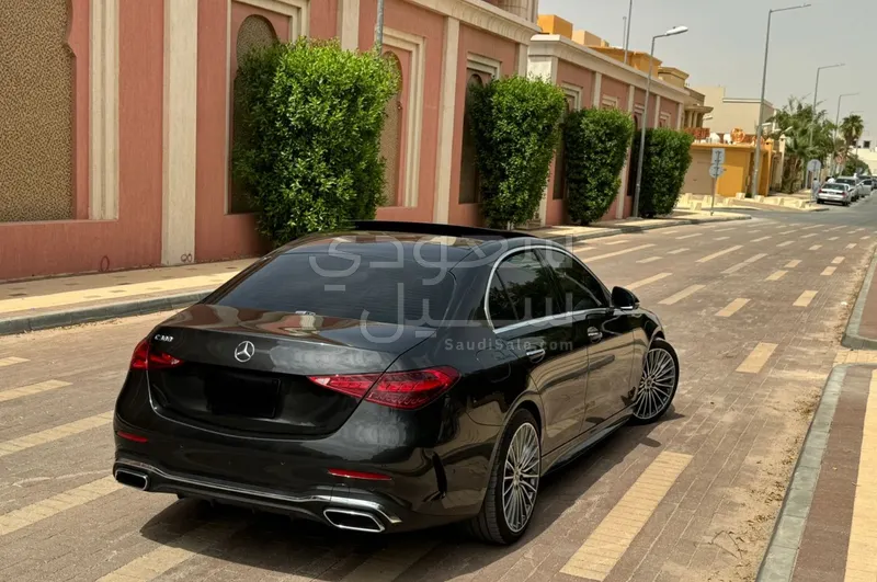2022 Mercedes-Benz C 300