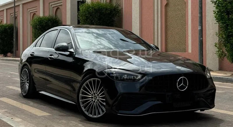 2022 Mercedes-Benz C 300
