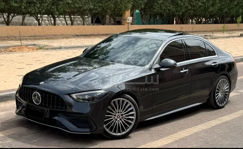 2022 Mercedes-Benz C 300