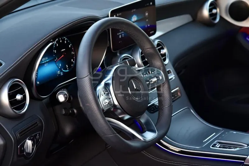 2021 Mercedes-Benz GLC 200 amg