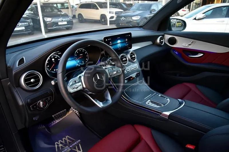 2021 Mercedes-Benz GLC 200 amg