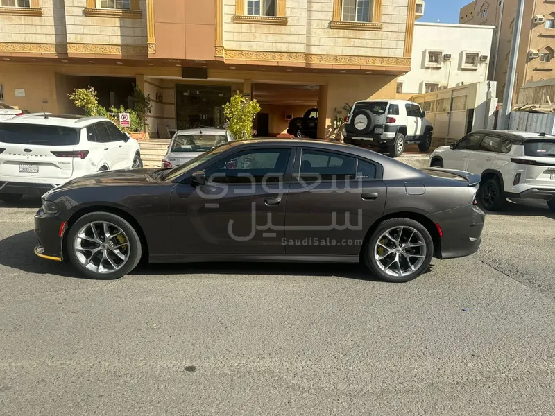 2020 دودج تشارجر جي تي
