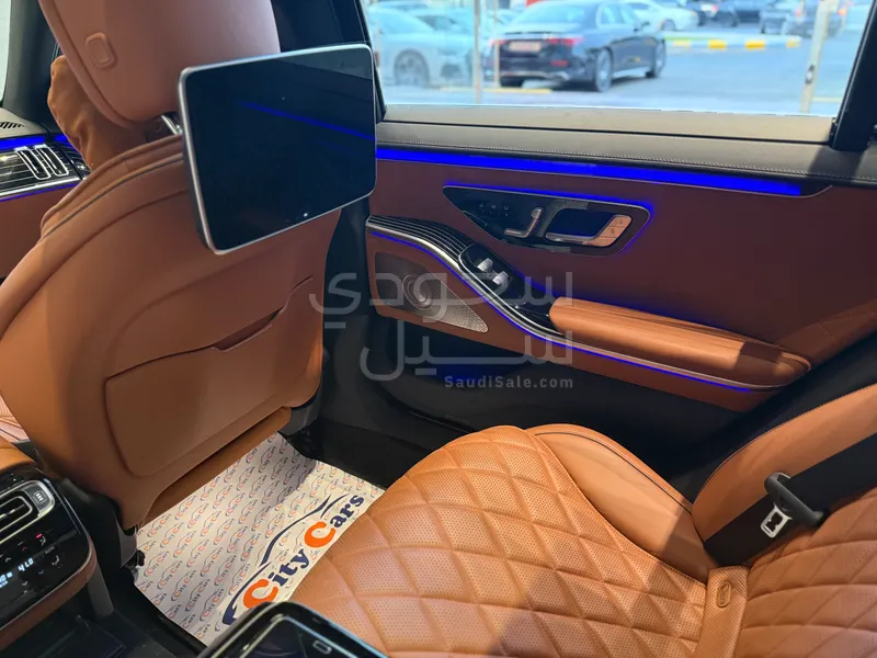 2022 مرسيدس - بنز إس 500