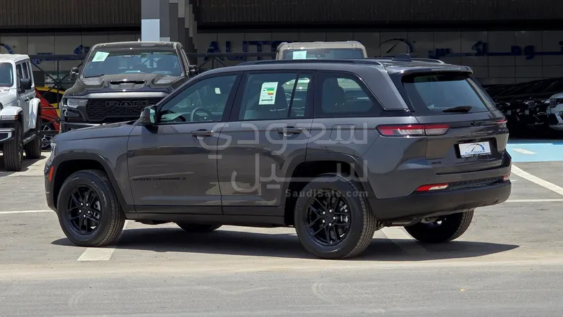 2024 Jeep Grand Cherokee Laredo