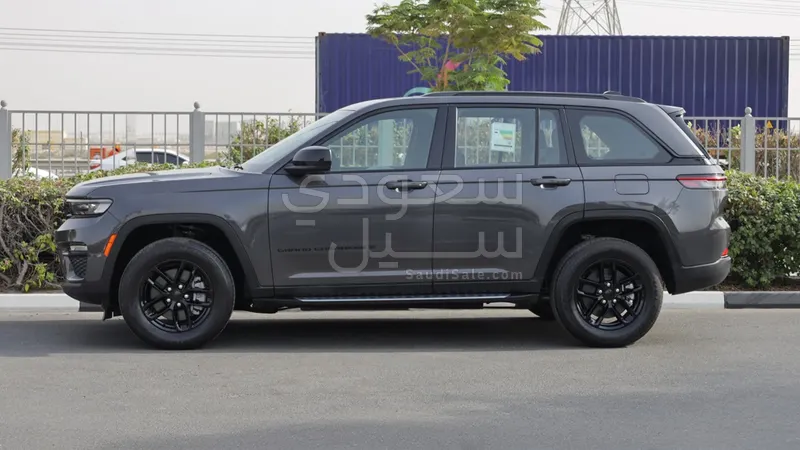 2024 Jeep Grand Cherokee Laredo