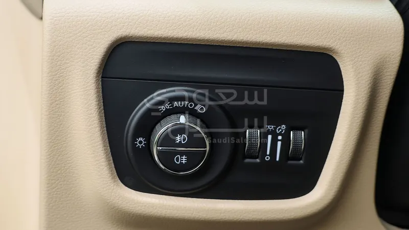 2025 Jeep Grand Cherokee Limited blus