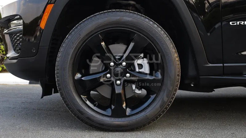 2025 Jeep Grand Cherokee Limited blus
