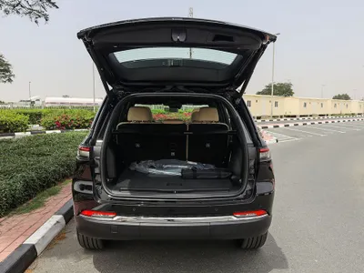 2025 Jeep Grand Cherokee Limited blus