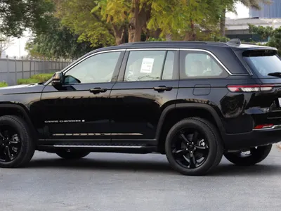 2025 Jeep Grand Cherokee Limited blus