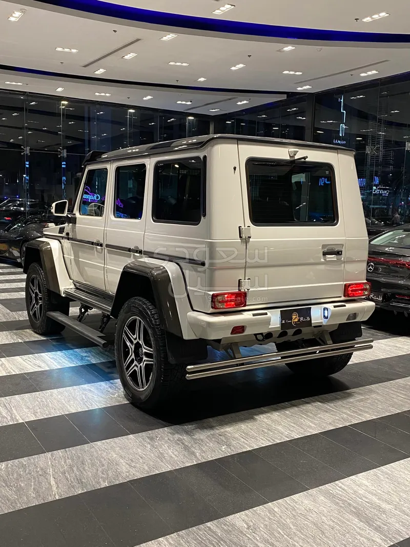 2016 مرسيدس - بنز جي 500 4×4