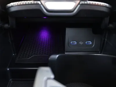2025 Mercedes-Benz C 200 AMG