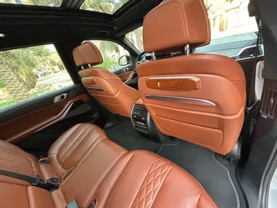 2023 BMW X Series 7 M kit