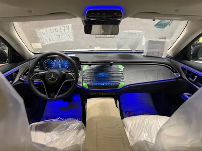 2025 مرسيدس - بنز إي 200