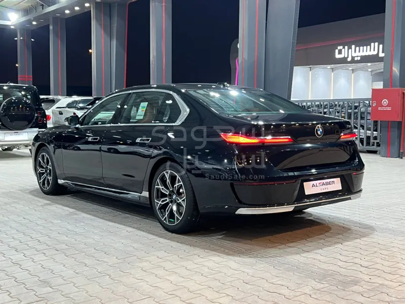 2026 BMW 7 Series 735i