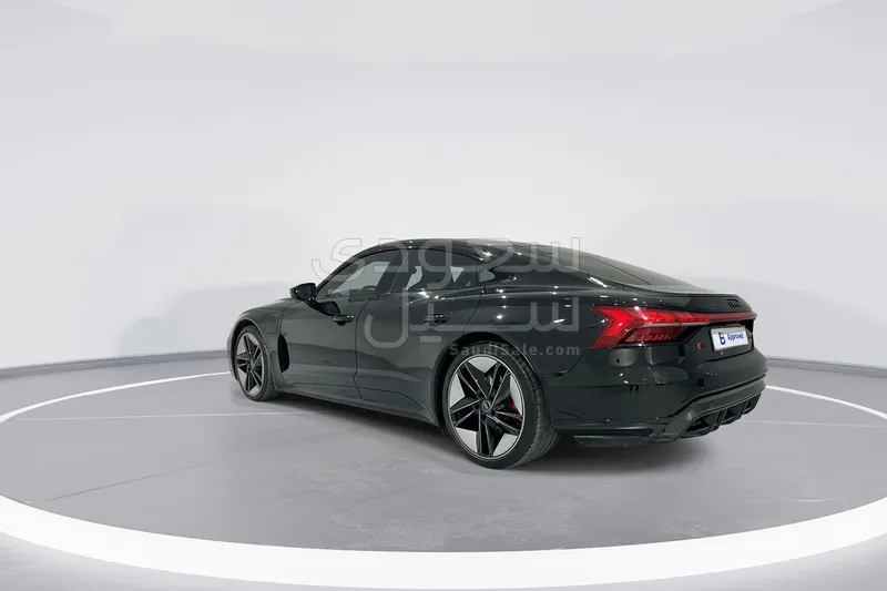 2024 Audi e-tron GT quattro