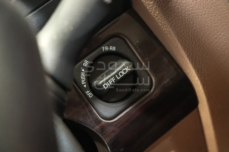 2024 Toyota Land Cruiser Standard LX