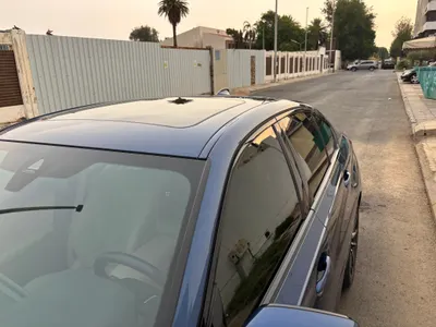 2022 بي ام دبليو الفئة الثالثة 330 أي