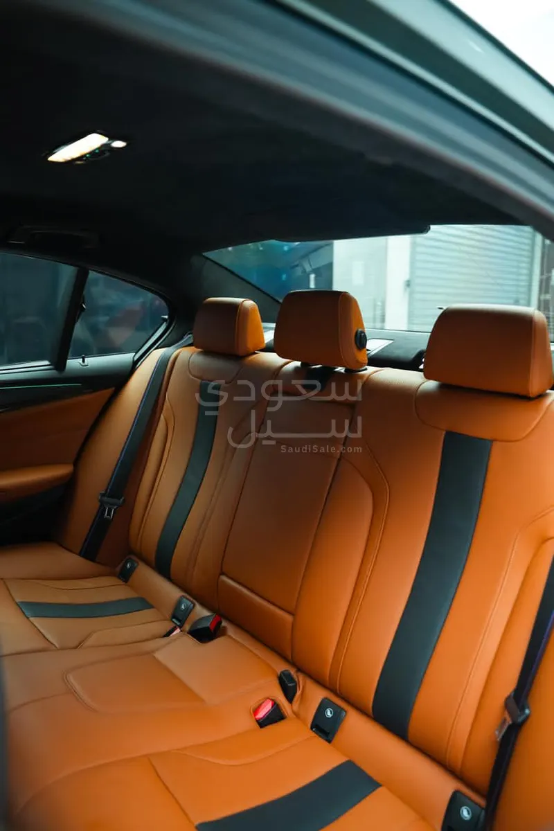 2023 بي ام دبليو الفئة ام إم 5 كومبيتيشن