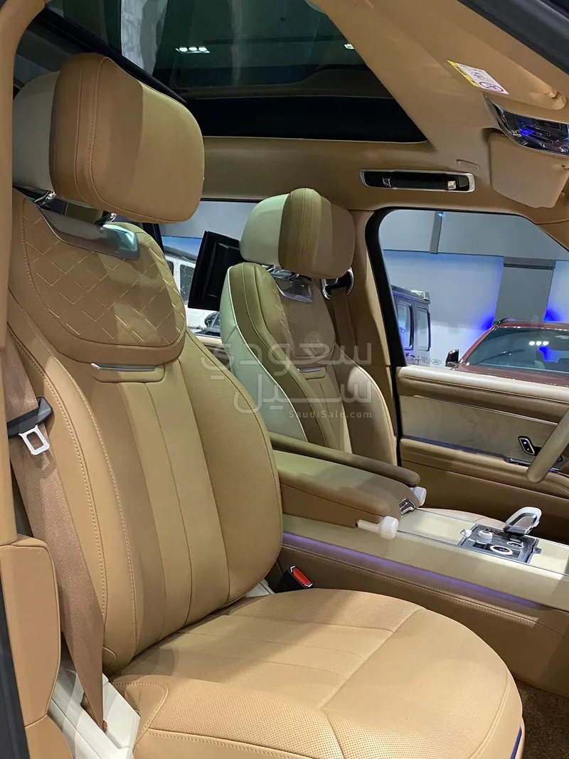 2023 Land Rover Range Rover SV Autobiography