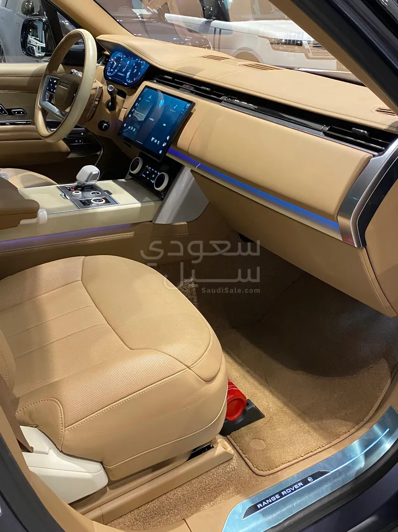 2023 Land Rover Range Rover SV Autobiography