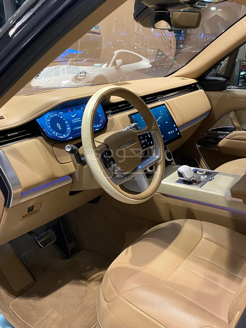 2023 Land Rover Range Rover SV Autobiography