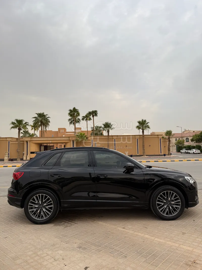 2023 اودي كيو 3 اس لاين