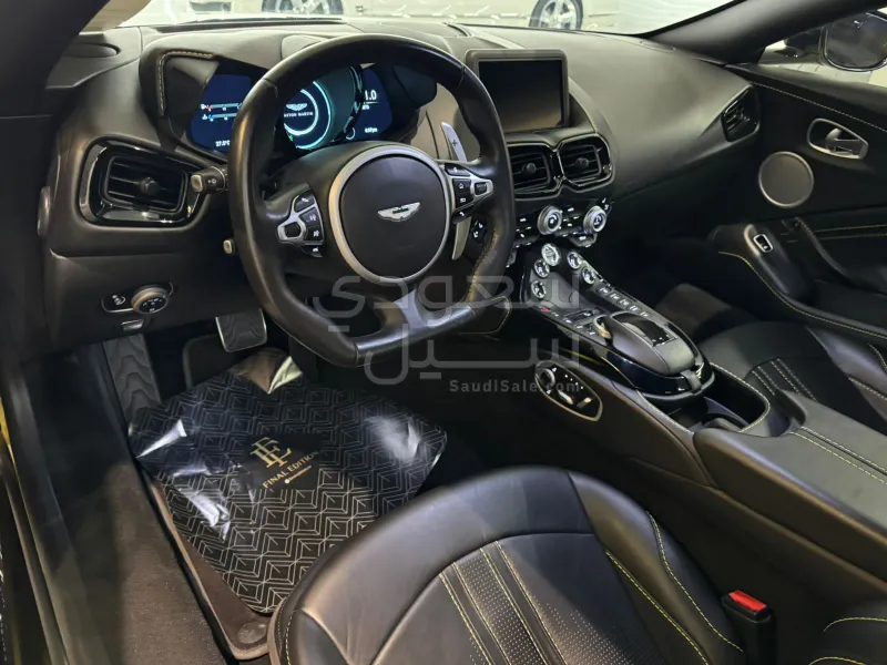 2019 Aston Martin Vantage V8