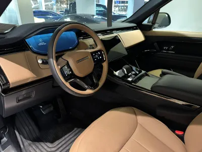 2025 Land Rover Range Rover Sport HSE