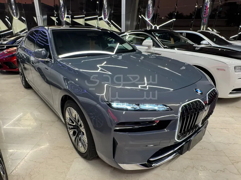 2024 BMW 7 Series 735Li