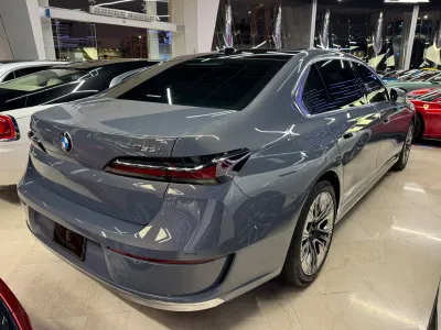 2024 BMW 7 Series 735Li