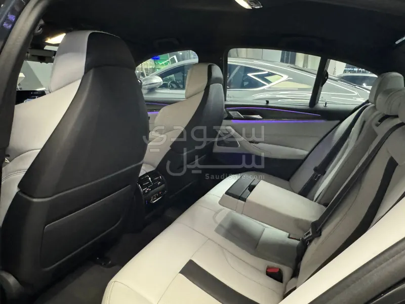 2019 BMW M Series M5