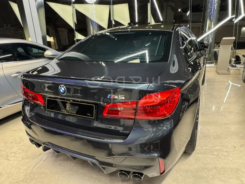 2019 BMW M Series M5