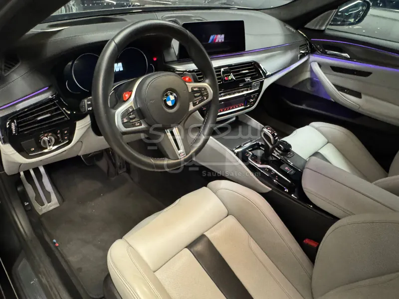 2019 BMW M Series M5
