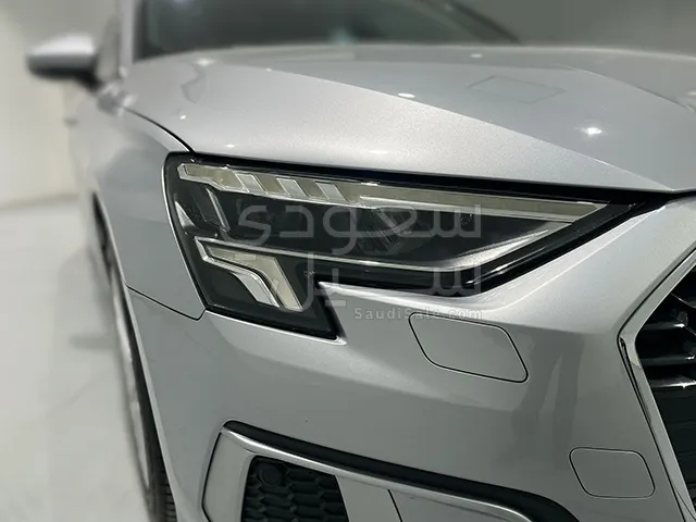 2023 اودي اي 3 30 تي اف اس اي