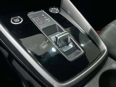 2023 اودي اي 3 30 تي اف اس اي