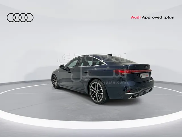 2025 اودي اي 5 40 تي اف اس اي اس لاين