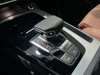 2025 اودي كيو 5 اس لاين
