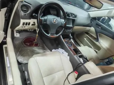 2012 لكزس إي إس 300