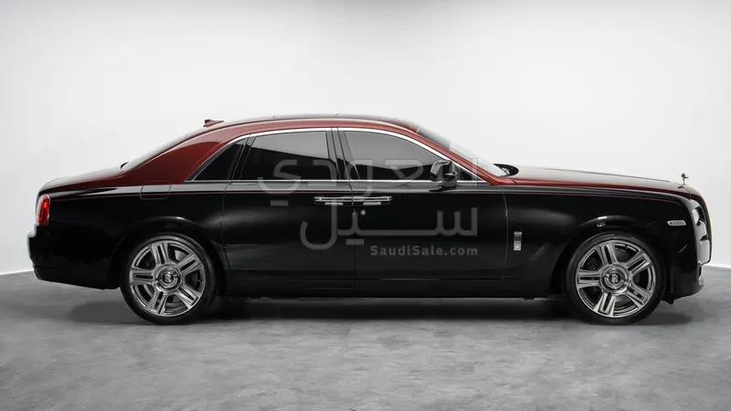 2015 رولز رويس قوست