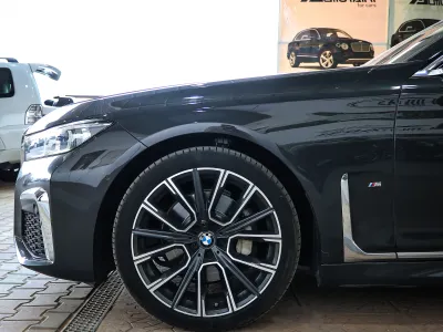 2022 بي ام دبليو الفئة السابعة 730 إل أي