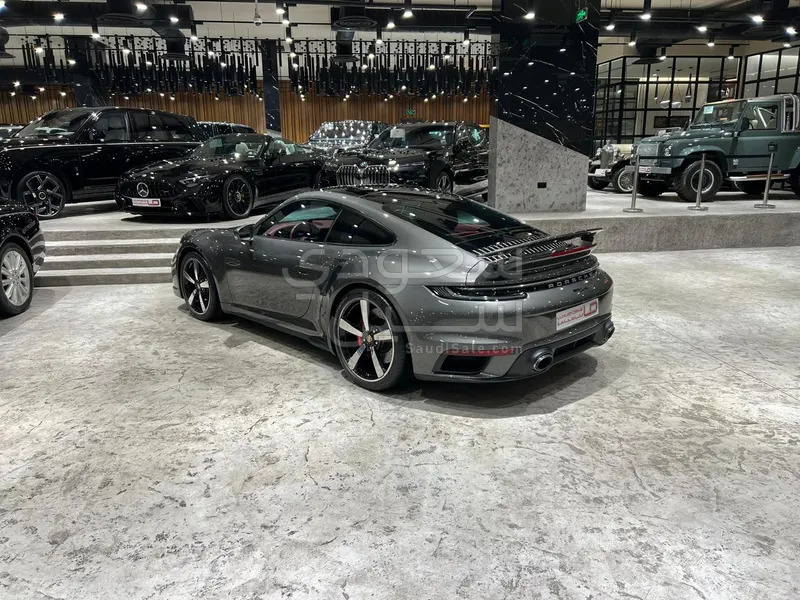 2022 بورش 911 كاريرا توربو