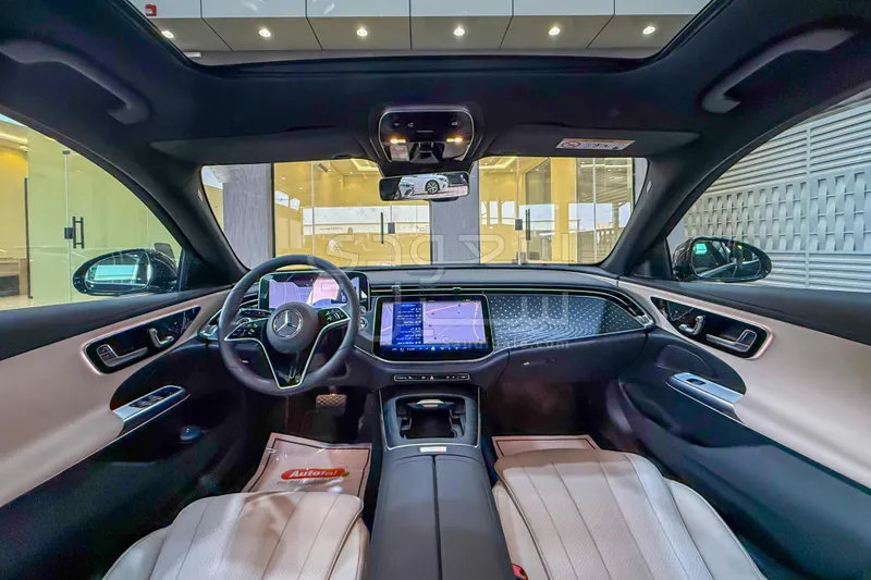 2025 Mercedes-Benz E 200
