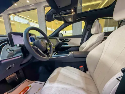 2025 Mercedes-Benz E 200