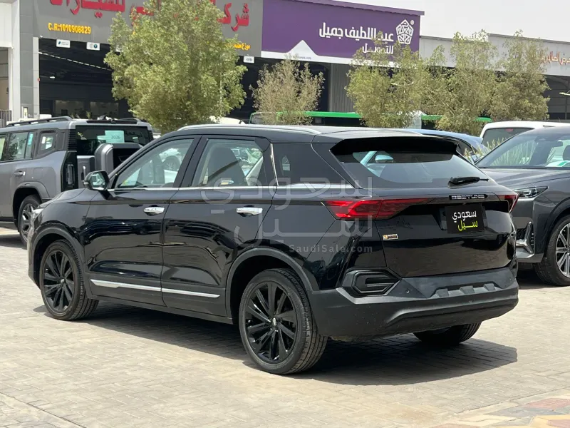 2021 Faw Bestune T77