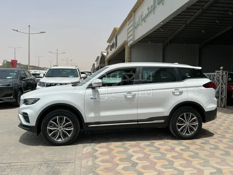 2022 Geely Azkarra Standart