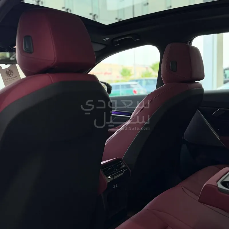 2024 BMW 5 Series 520i